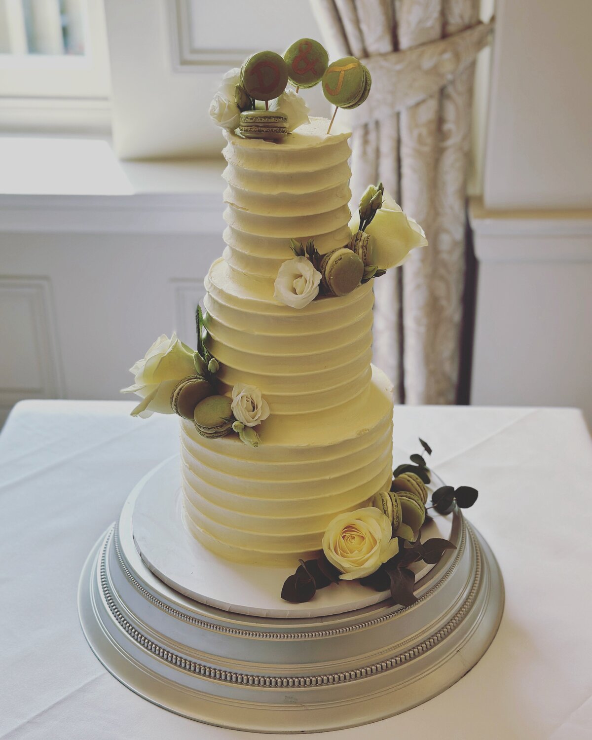 layers-graces-combed-buttercream-wedding-cake-downhall-flowers-macarons-may23