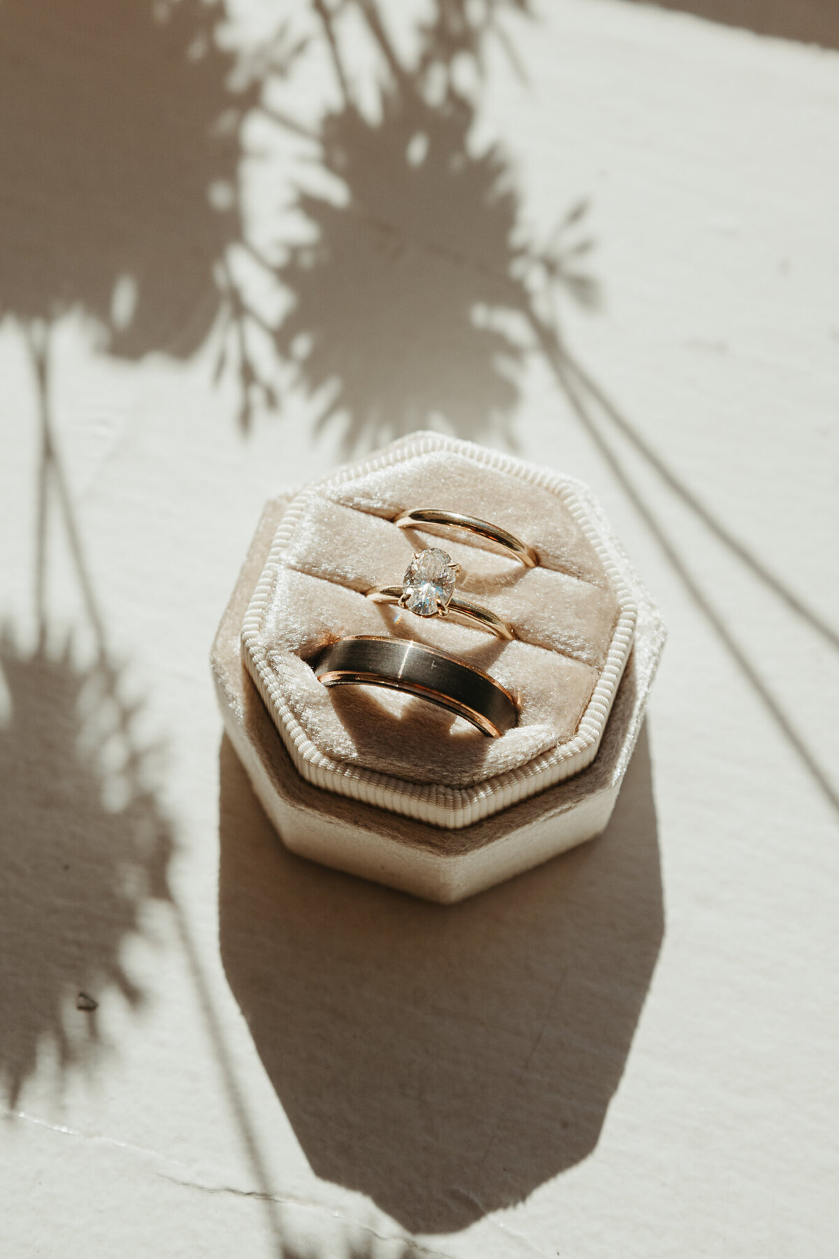 j + j details website-21