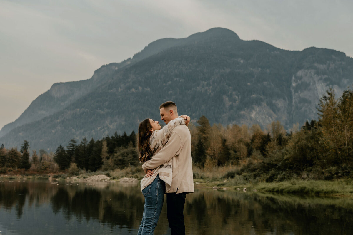 Hope-Chilliwack-Coquitlam-Engagement-Couples-Photographer724A0054
