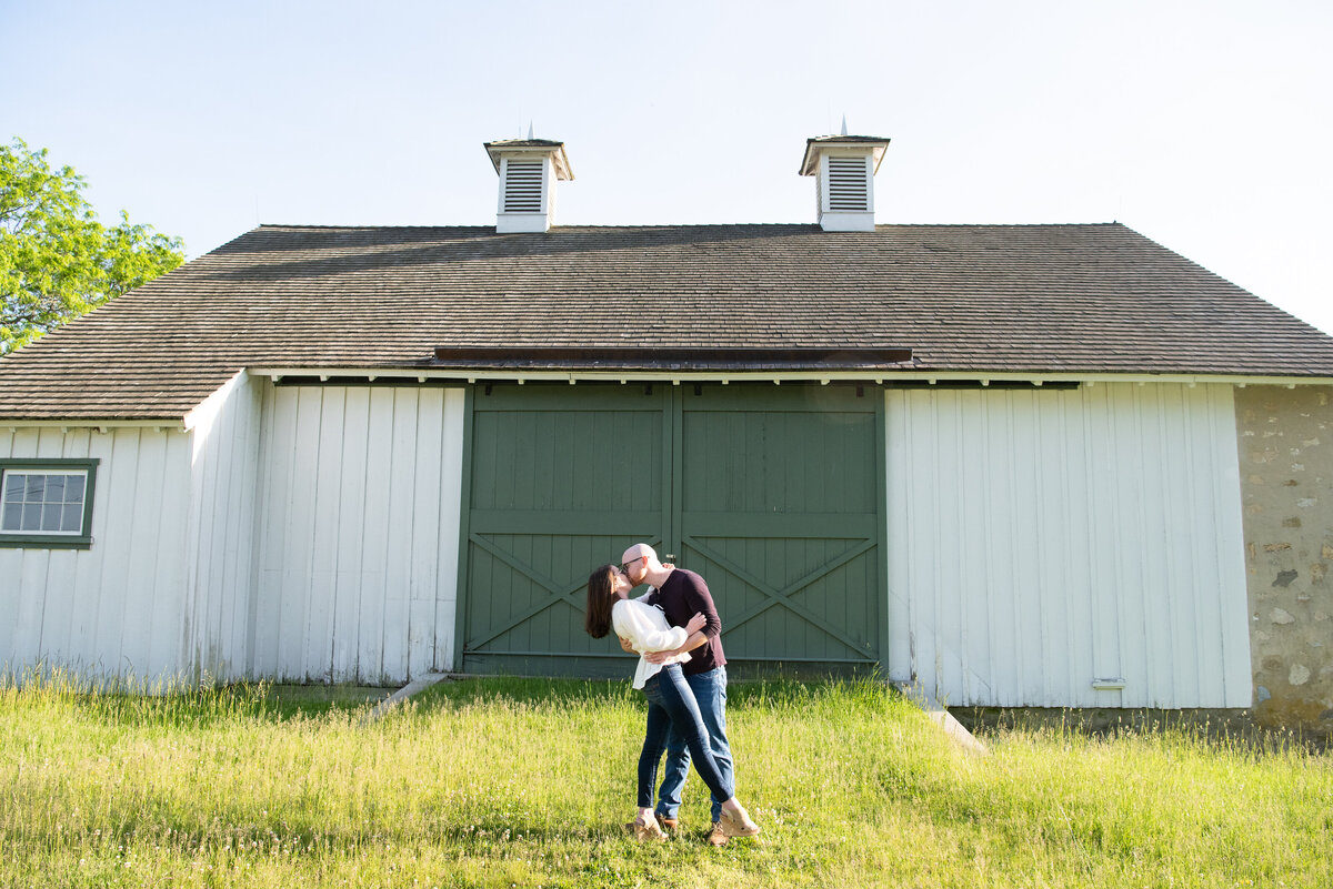 CourtneyMike_Esession-2220