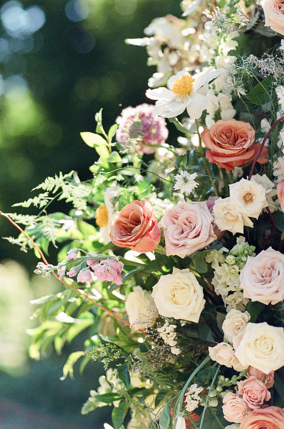 Sarah Rae Floral Designs Wedding Event Florist Flowers Kentucky Chic Whimsical Romantic Weddings8