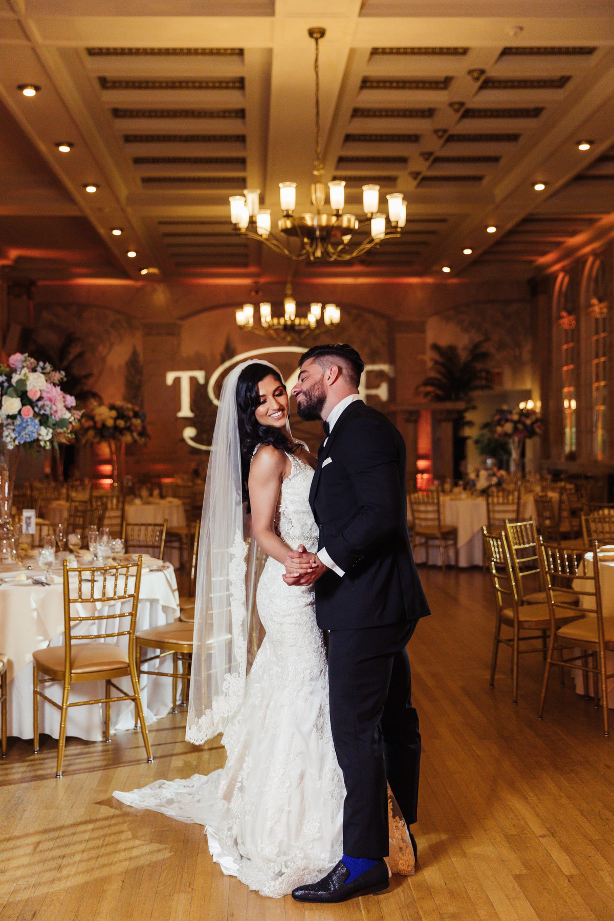 the-harris-co-wedding-photographer-franklin-plaza-troy-new-york-035