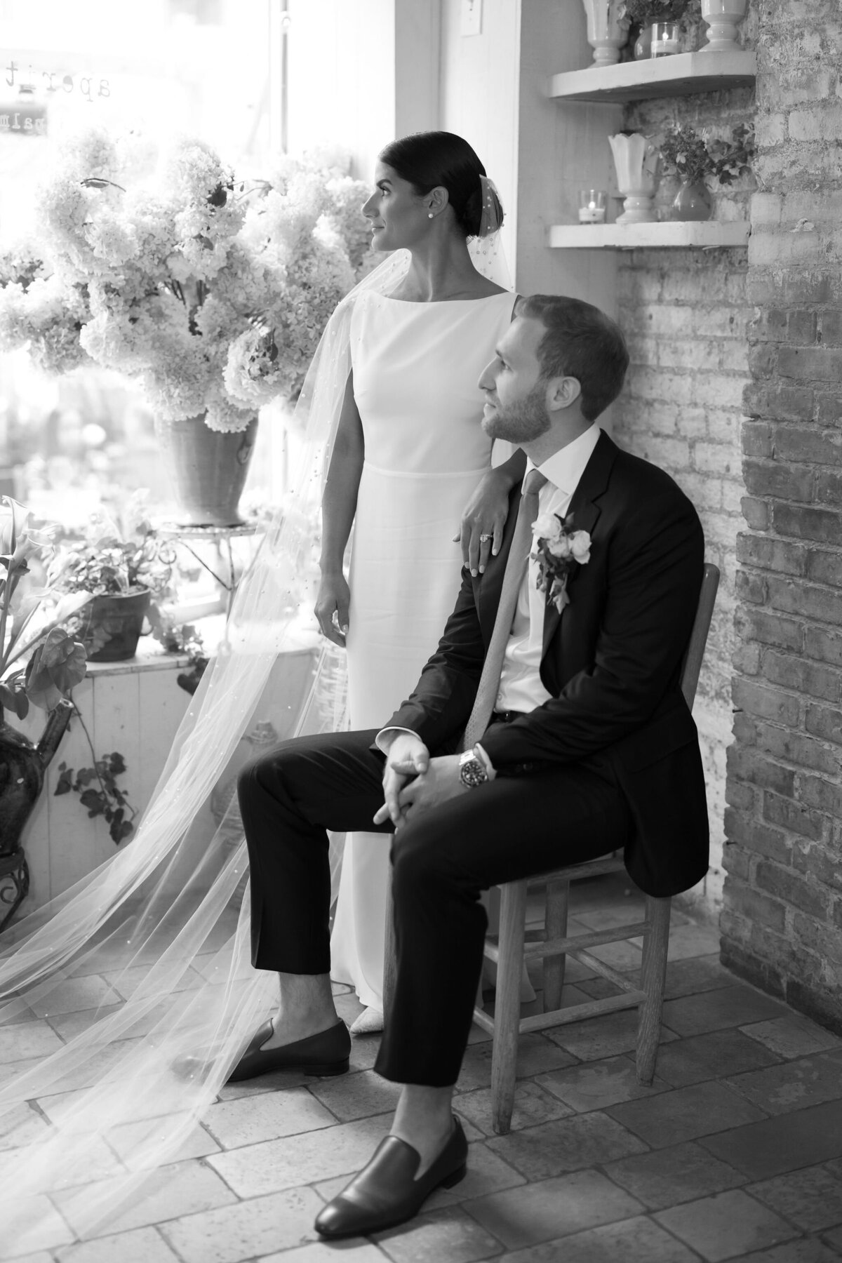 Palma Bride & Groom Portrait by Lisa Blanche Photography