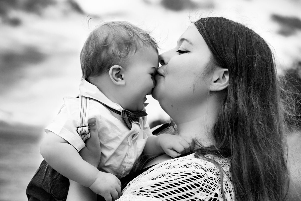 Birth Story Studio Minneapolis St. Paul Maple Grove Twin Cities Minnesota Newborn Maternity Birth Family Photography Photographer Stephanie Lecker - WEB-4