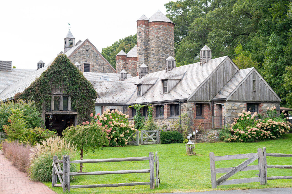 mikkelpaige-anna-sofia-blue-hill-stone-barns-008