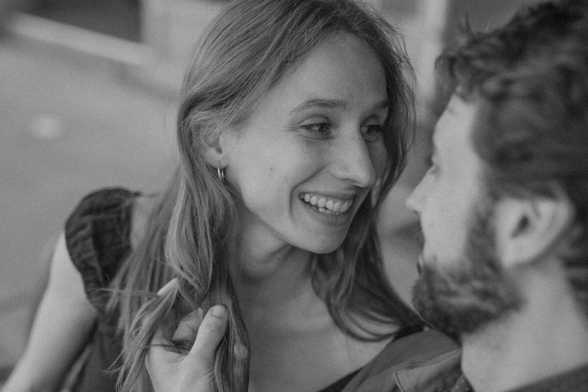 downtown-toronto-kensington-market-engagement-session-nontraditional-artsy-indie-film-romatic-1470