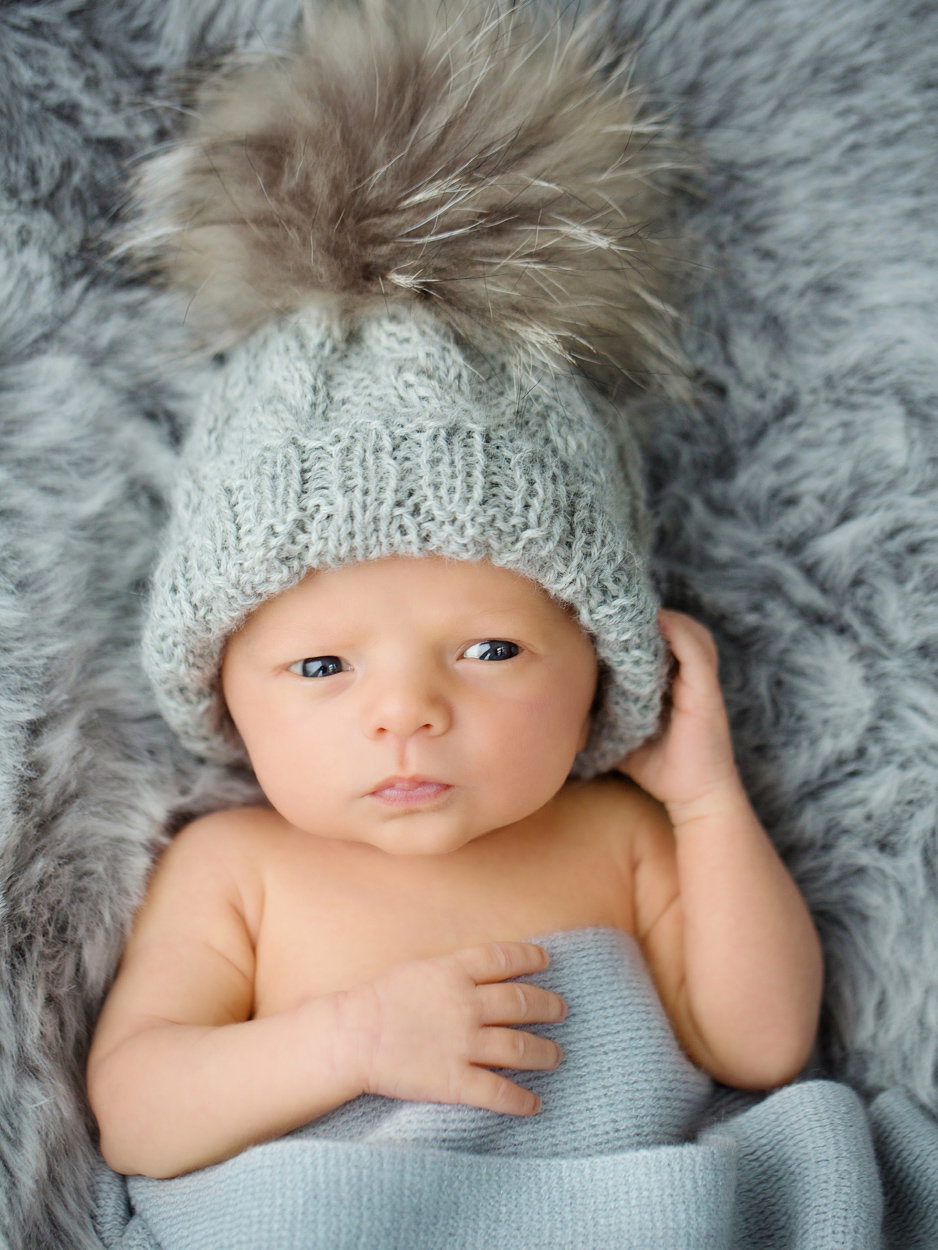 newborns in hats345