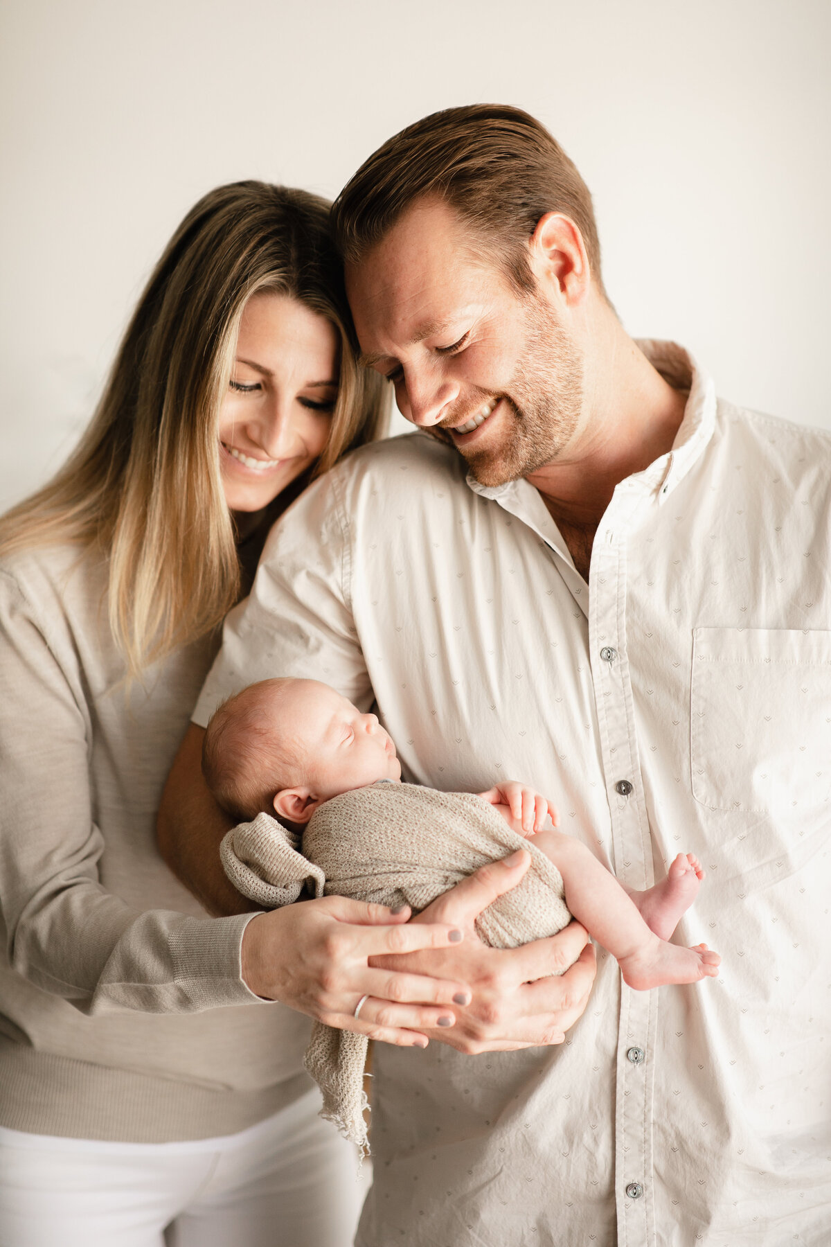 H-Orange-County-In-Home-Newborn-Photography-37
