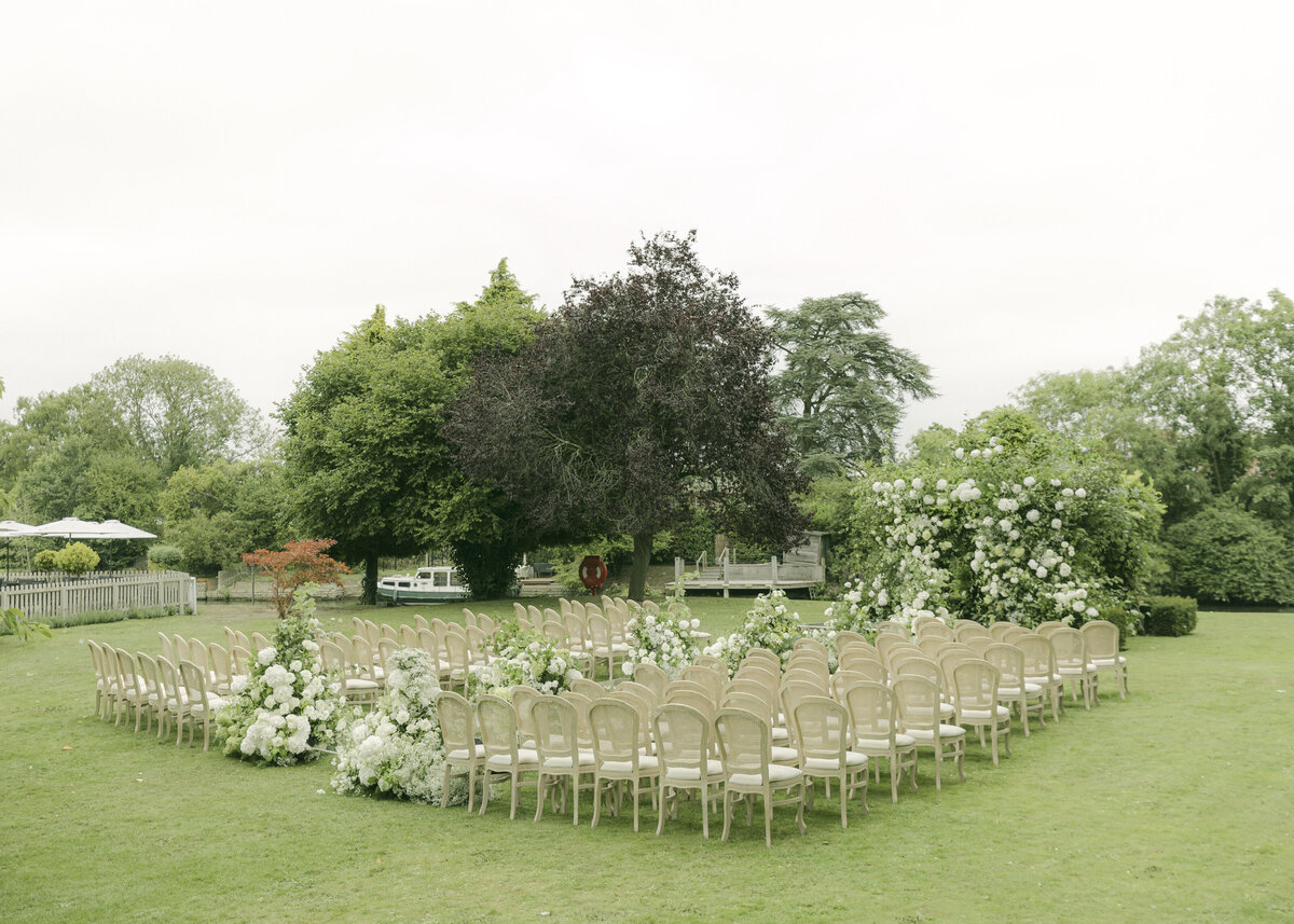 Monkey Island Estate wedding florist 