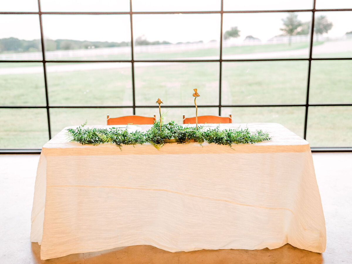 Stephanie&ChristianMorganCreekBarnAubreyTxWedding28