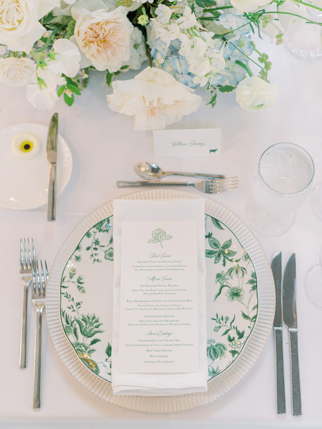 MLP-Nicole-Will-Fairmont-Hotel-Washington-DC-Wedding-Sneaks-49