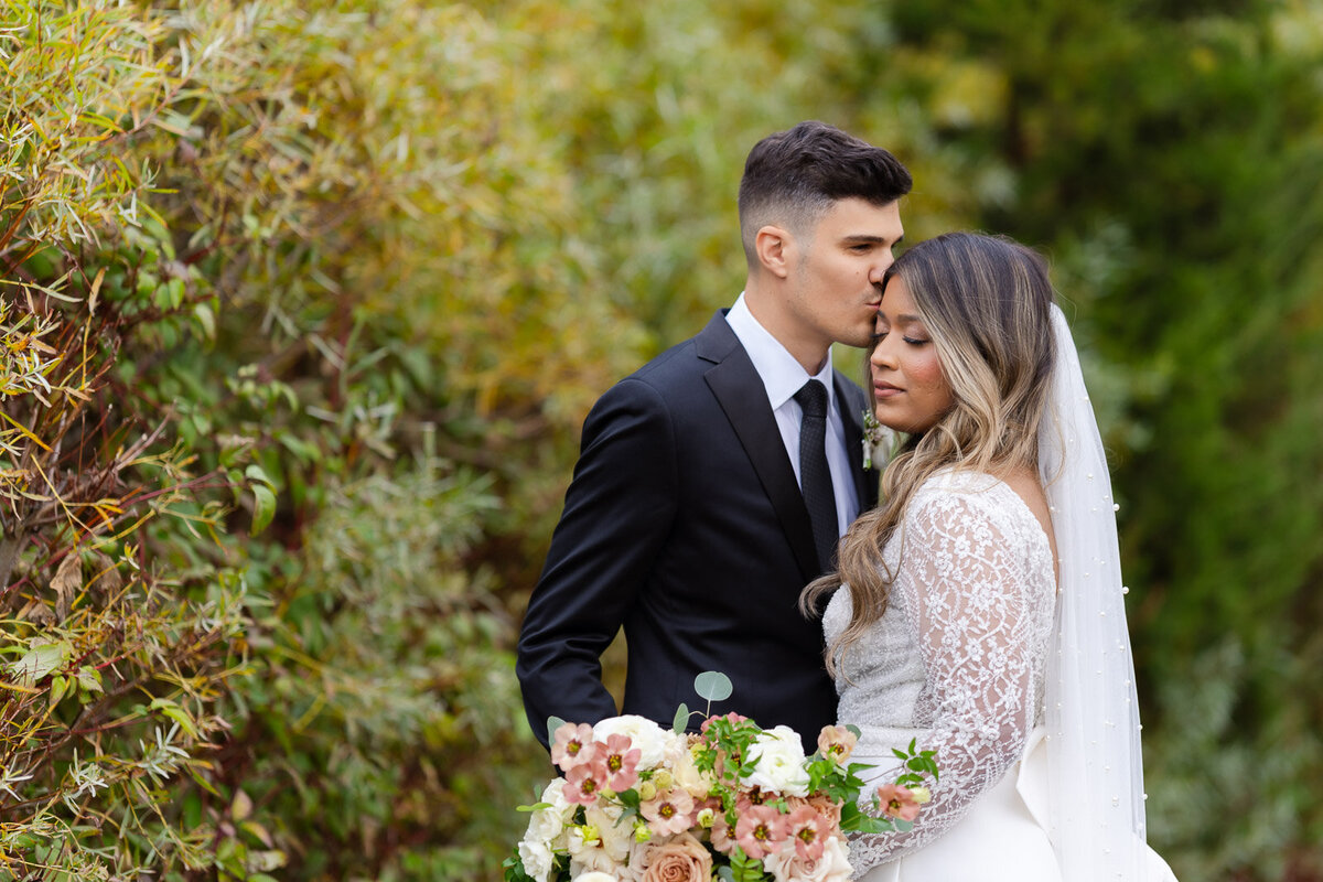 Caledon Wedding Photographer  Arlington Estate Wedding Photo