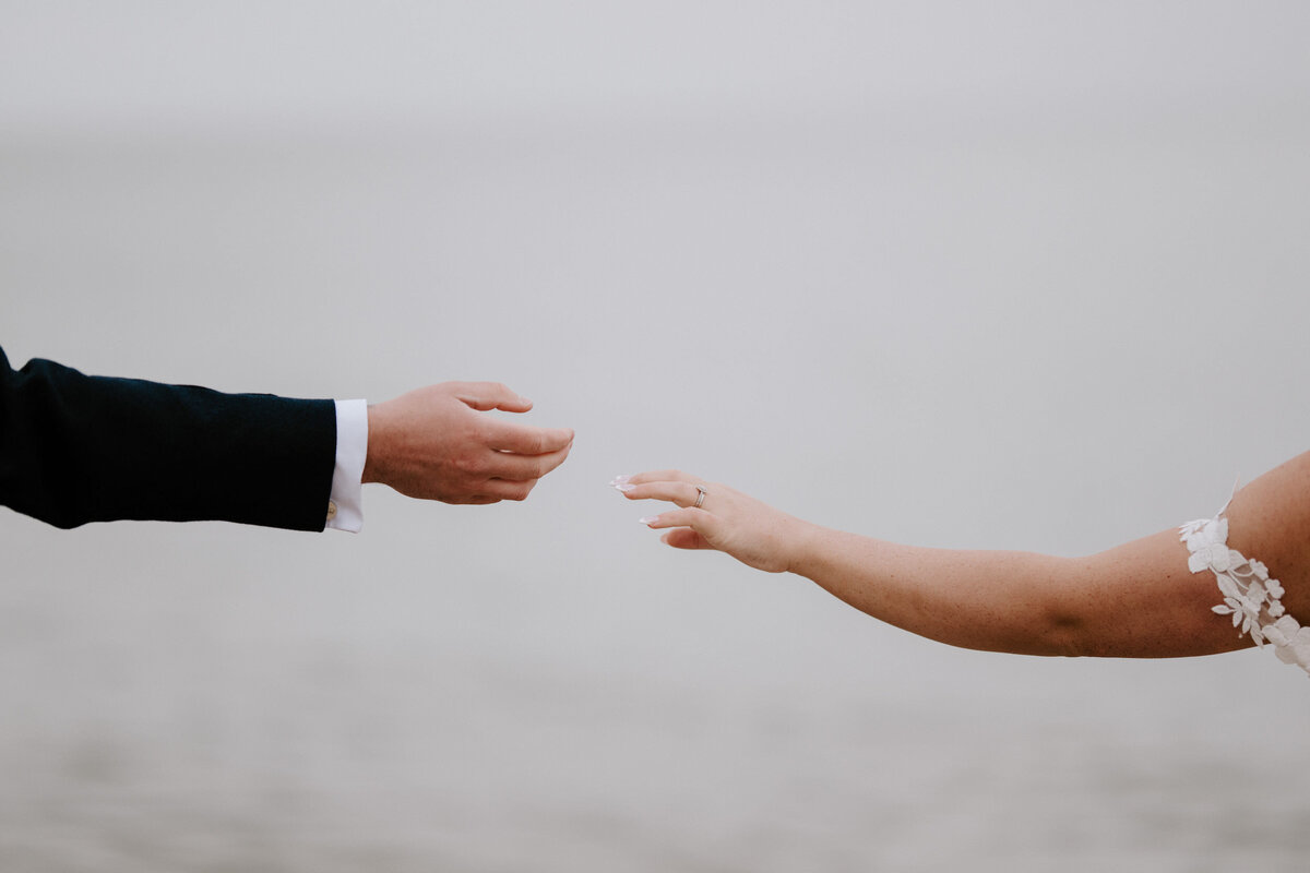 Nicola-Campbell-Editorial-Wedding-Photographer-Scotland-The-Ship-Kinghorn-Josh&Keavey--64