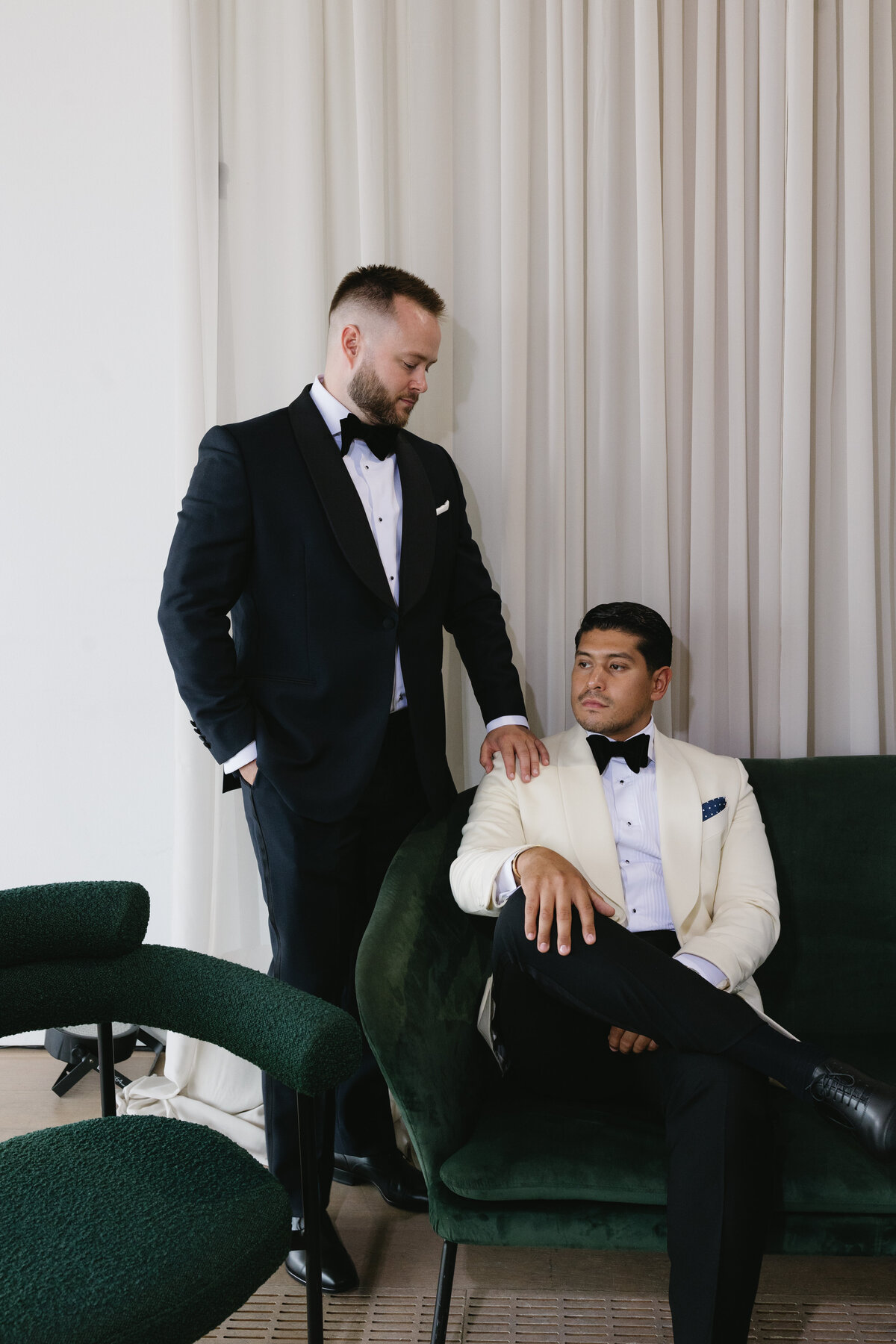 kathryn-mclaren-photo-the-polygon-vancovuer-queer-wedding-382
