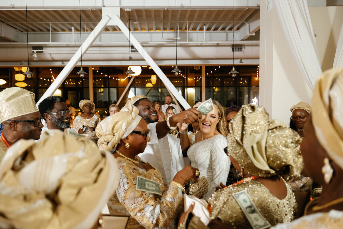 Greenhouse-loft-chicago-wedding--