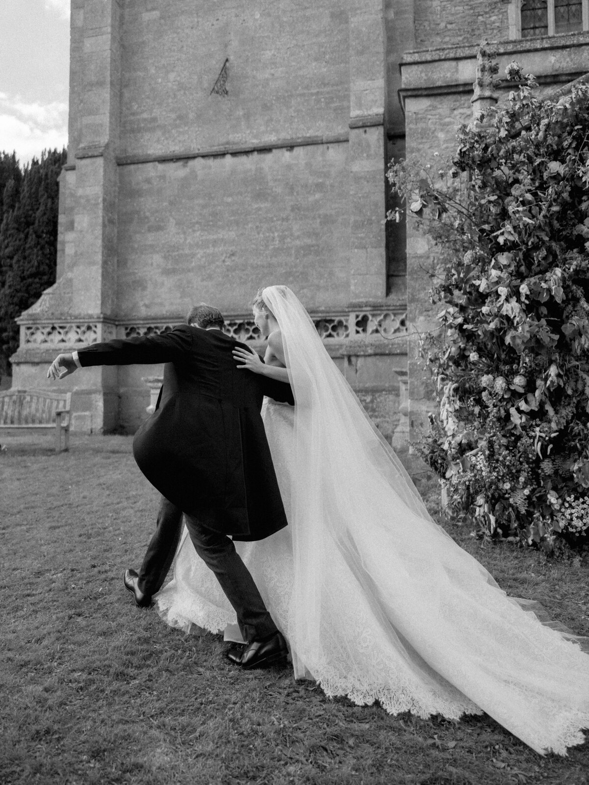 anna-luke-wedding-Holly Clark Photography-742
