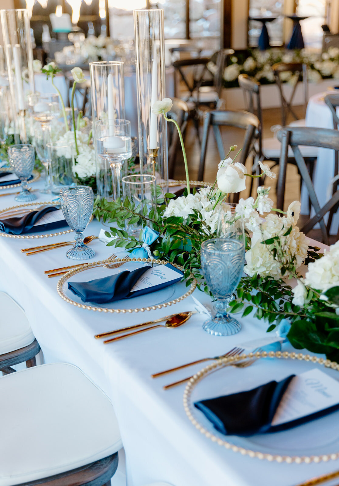 navy and gold wedding reception table design