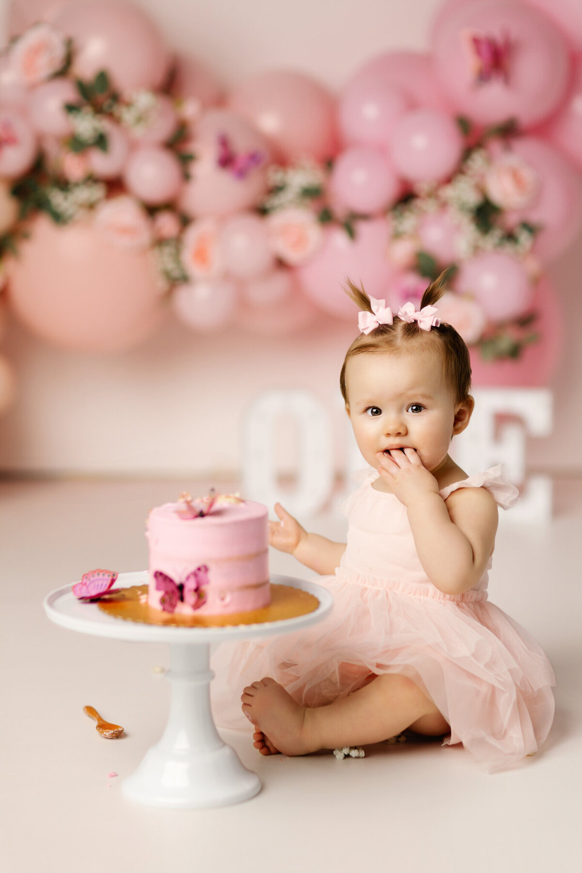 Cave Springs cake smash photographer, cake smash photography near me, NWA cake smash photos