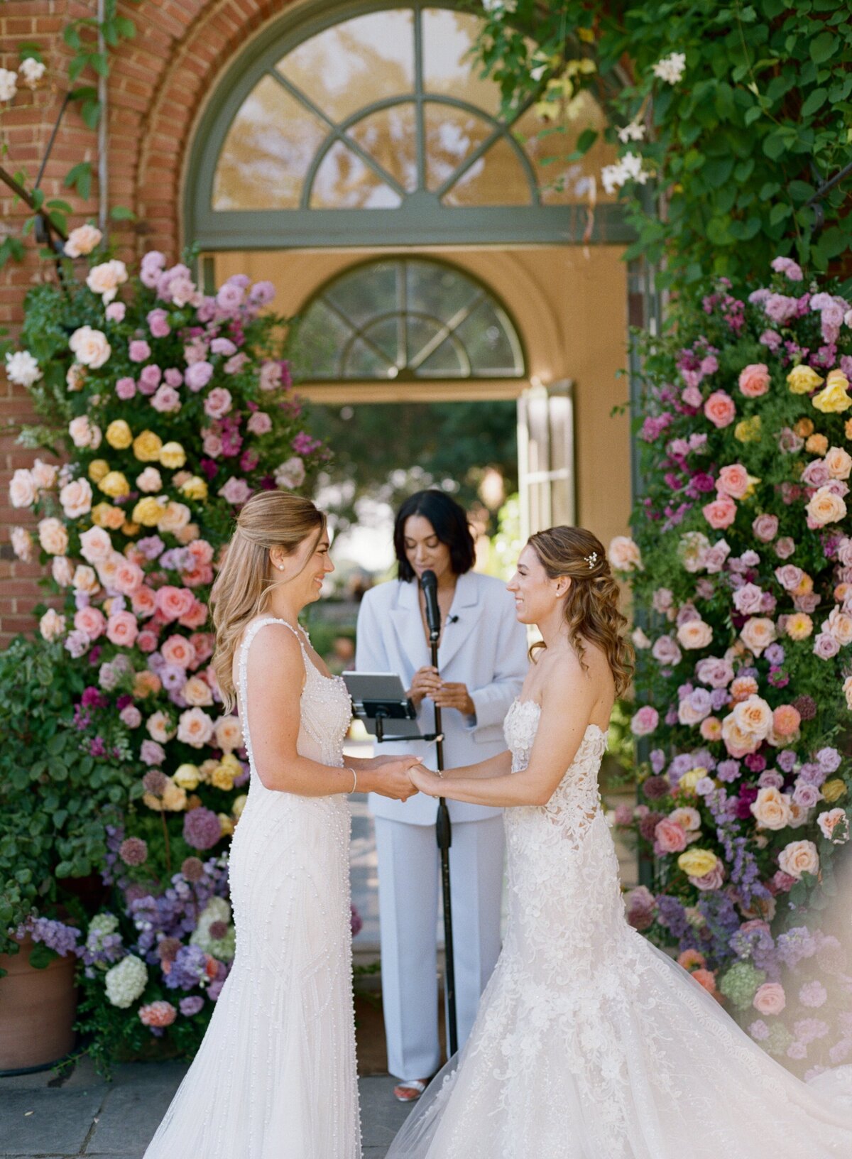 Sarah + Ainsley Filoli California Wedding Sneak Peeks Cassie Valente Photography 0042