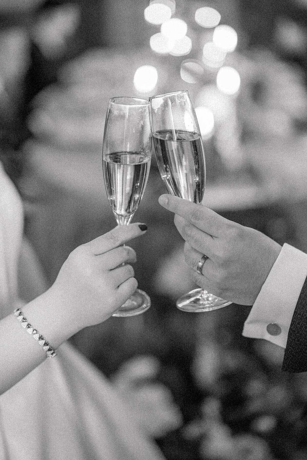 palais-daun-kinsky-christmas-wedding-38