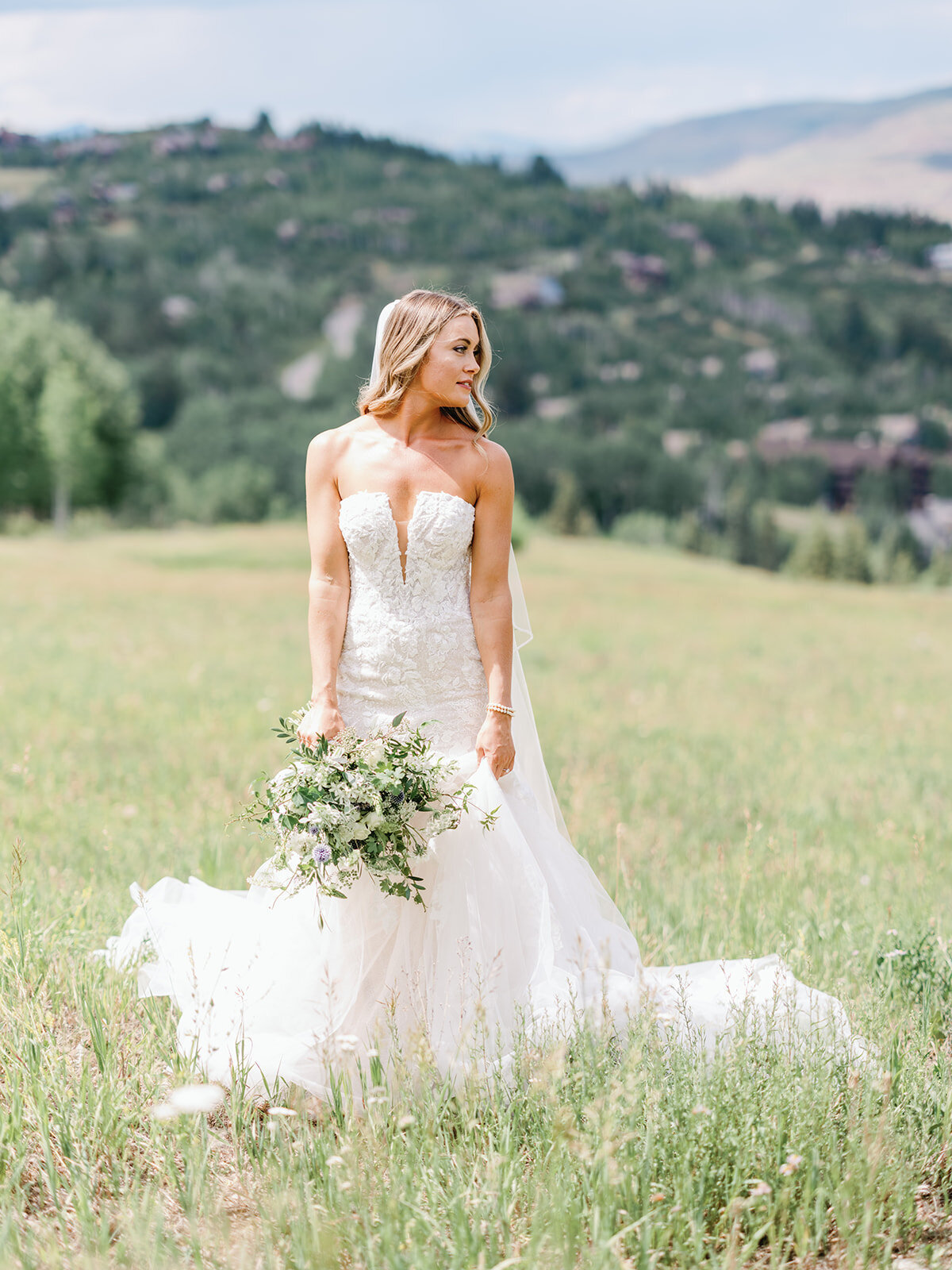 Jessica and Rob-Ritz-Carlton-BachelorGulch-Colorado-14