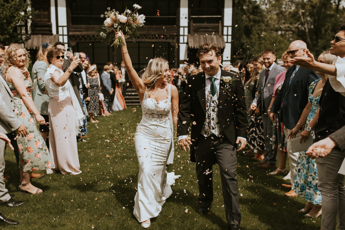 Laura Dean Photography_Tijanandhenry_larmertreegardens_lauradeanphotography_dorsetweddingphotographer-31-1