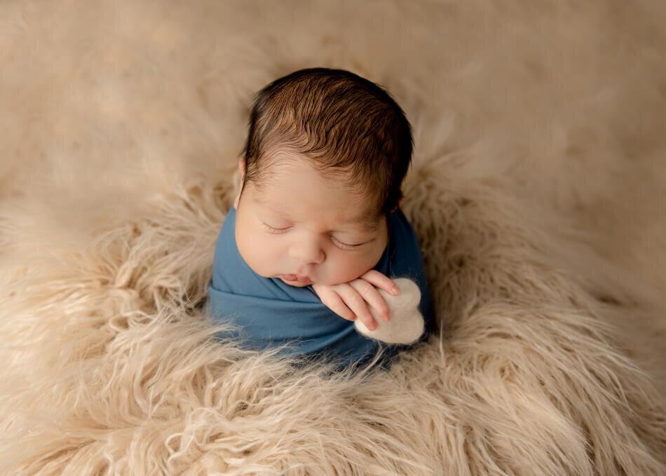newborn-photographer-columbus-oh (1 of 1)-4