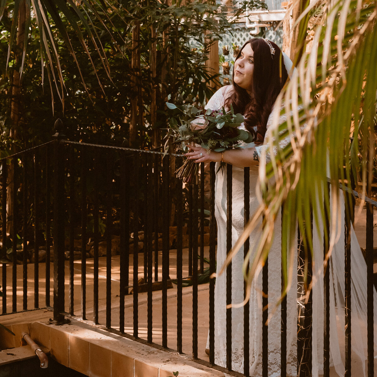 Alexandra- Baeumont- Botanical -Garden -Houston- Wedding-Photography-Warm & moody _