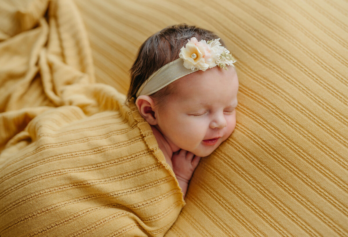 newborn-smile-during-session