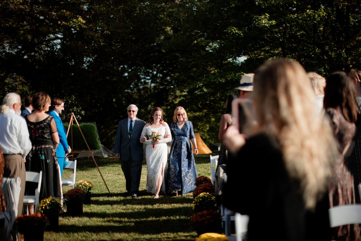 pittsburgh-wedding-backyard