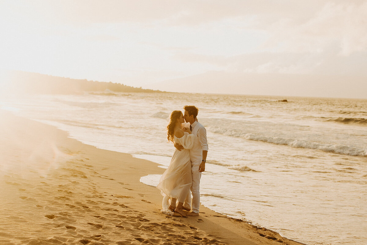 22.09.29_Anna and Piotr_Maui Elopement_Previews _0086_websize