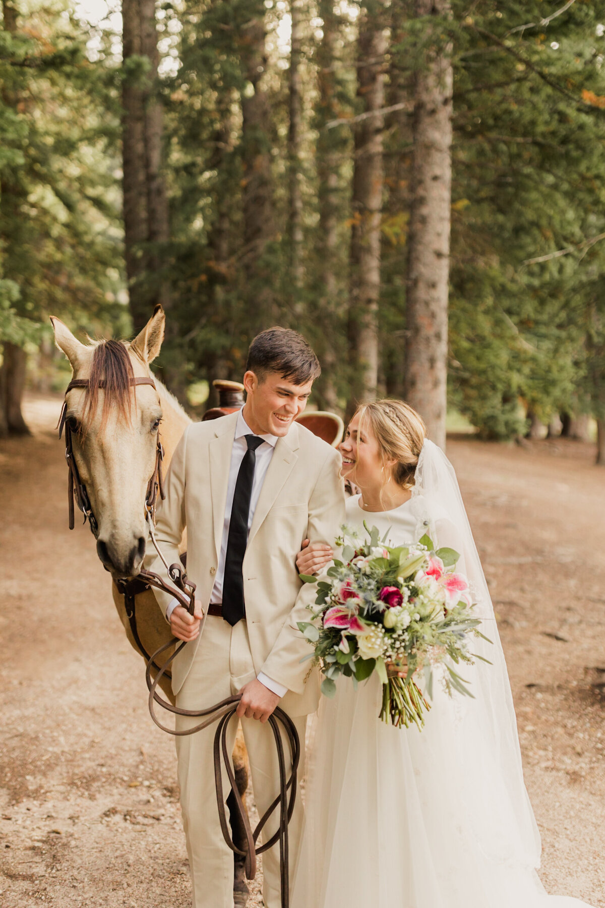 Logan_utah_wedding_photographer-4