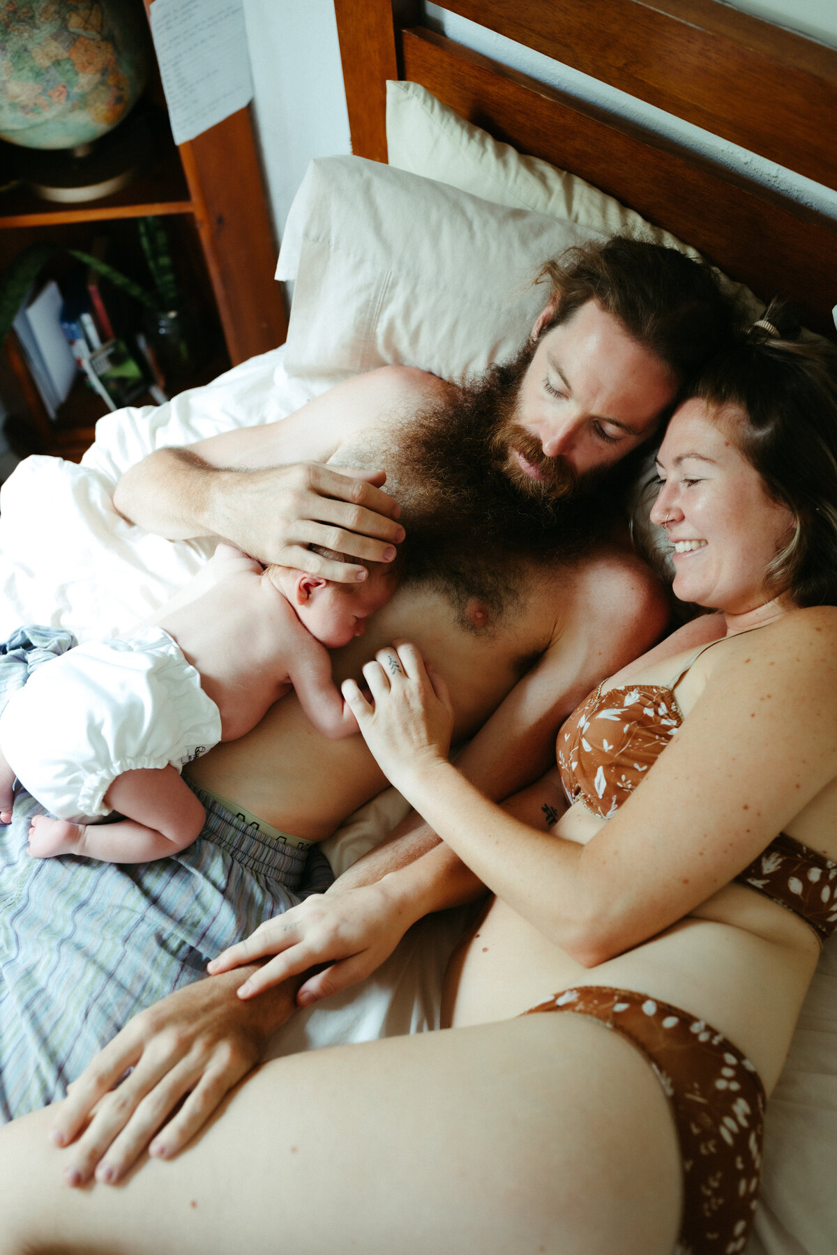 Ochre newborn -60