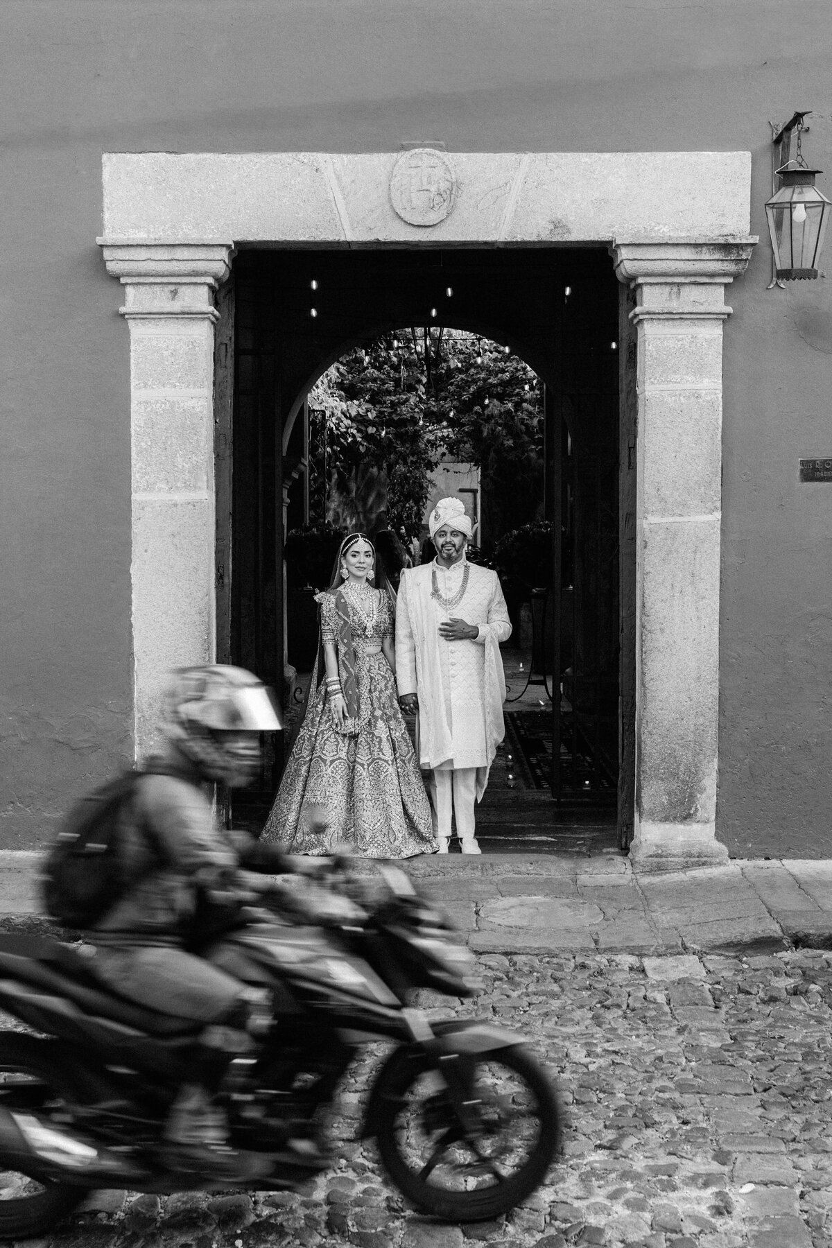 515-Villa-Bokeh-Antigua-Guatemala-Kemberly-Ankeet-Wedding-82