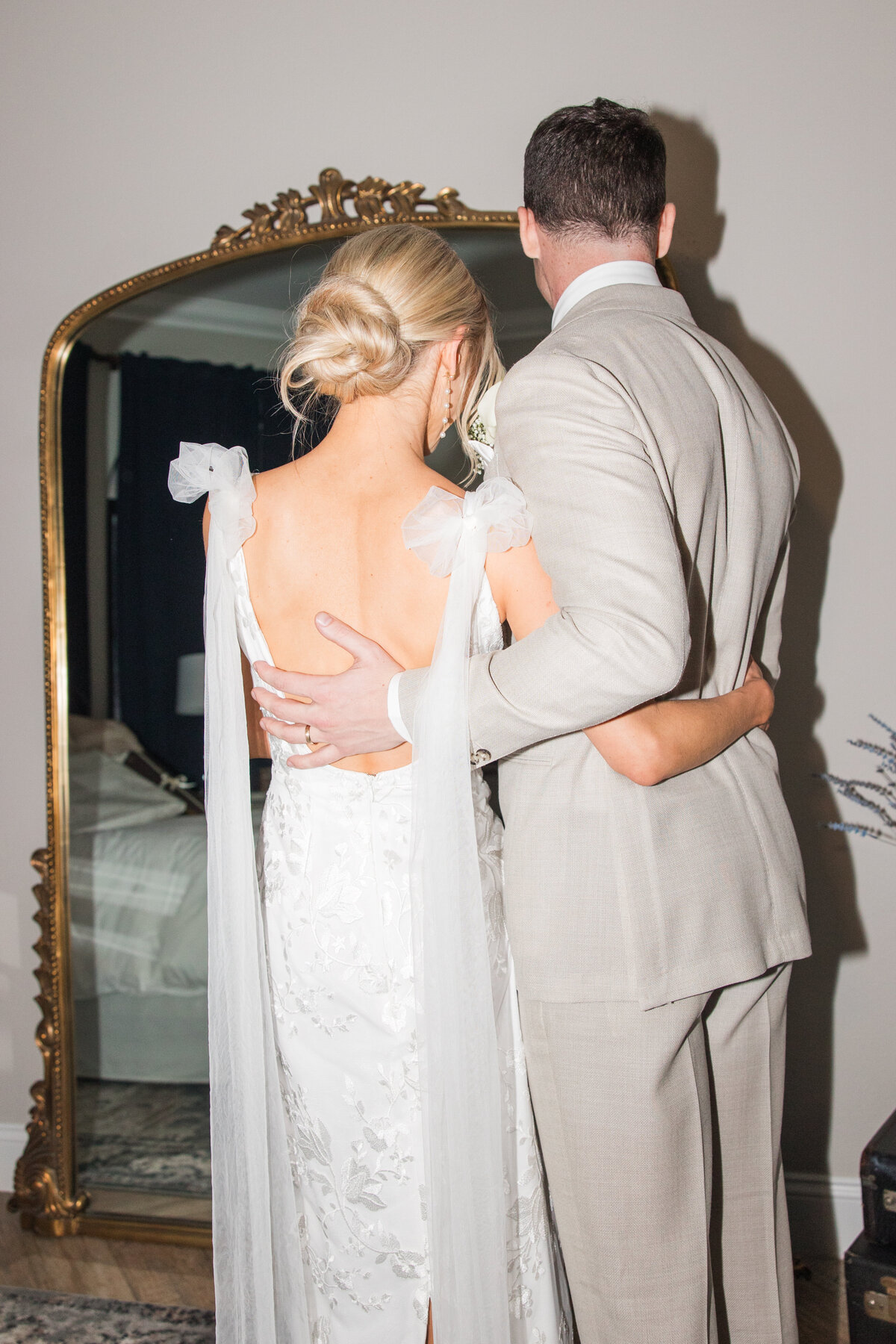 The Estate at Via Las Palmas Palm Springs Light and airy spring wedding southern california wedding venue luxury photography-311