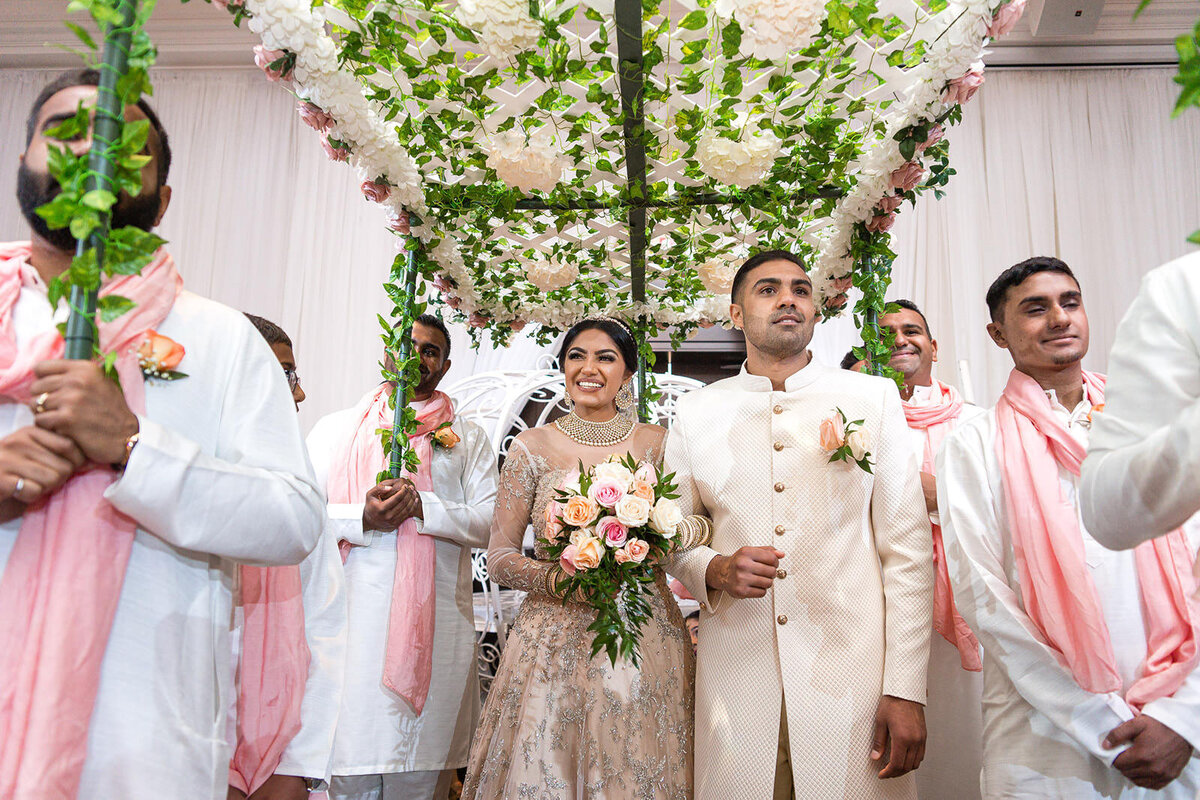 Chicago indian ceremony wedding photography - toronto wedding photographer
