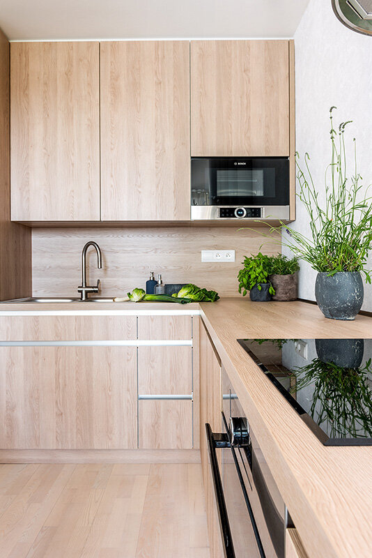 design interiéru bytu s duší přírody kuchně