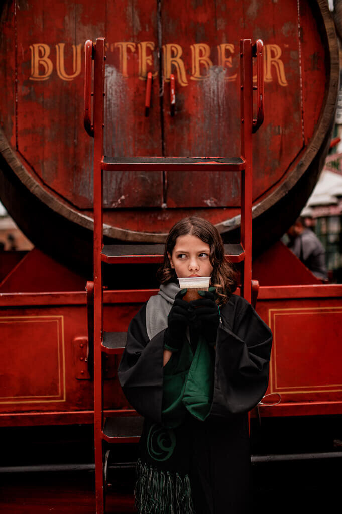 Universal-Studios-Wizarding-World-Photographer_3473