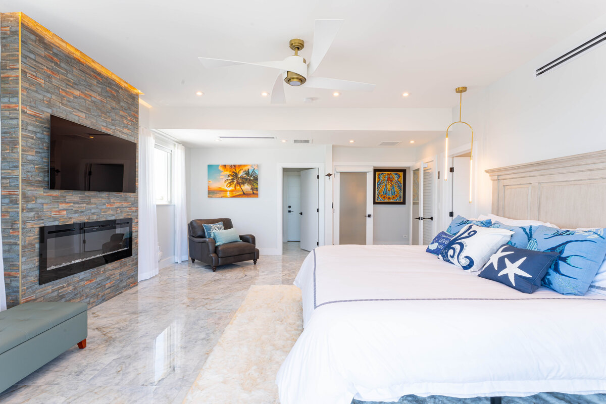 Bedroom 1 (2)