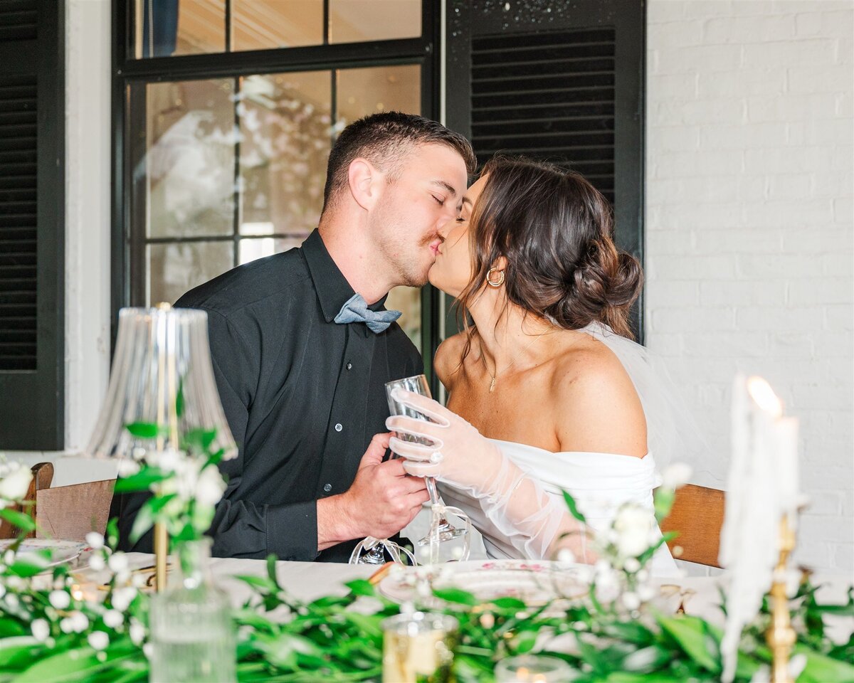 Ashford-Acres-Inn-Lexington-Wedding_0172