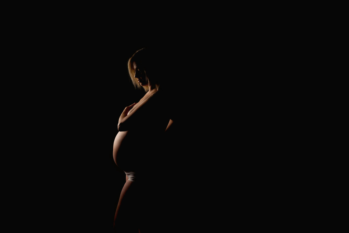 Studio Maternity Edit 30