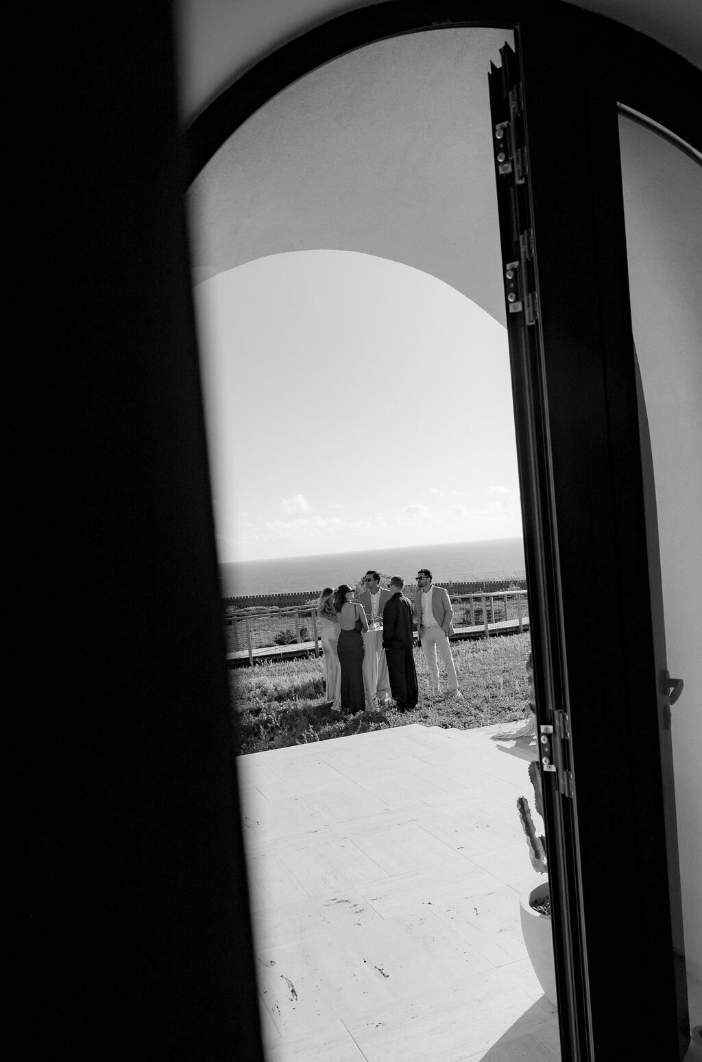 CocktailHour_TaraRichie_PortugalWedding_Ericeria_Photo-133
