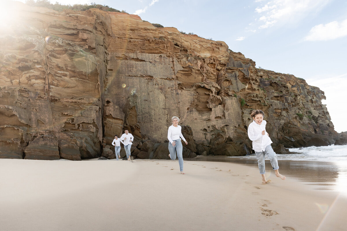 Mary Dimovski Mothers Day Shoot - Redhead Beach 2024 - Roam Ahead Media - Roam Ahead Weddings-18