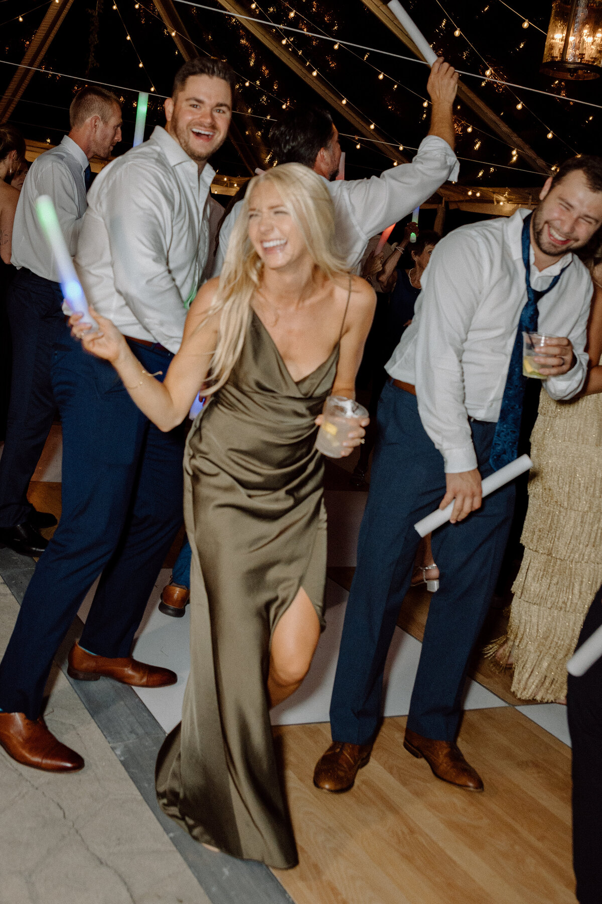 Timeless-Charleston-Tent-Garden-Party-Wedding-PC7A3097