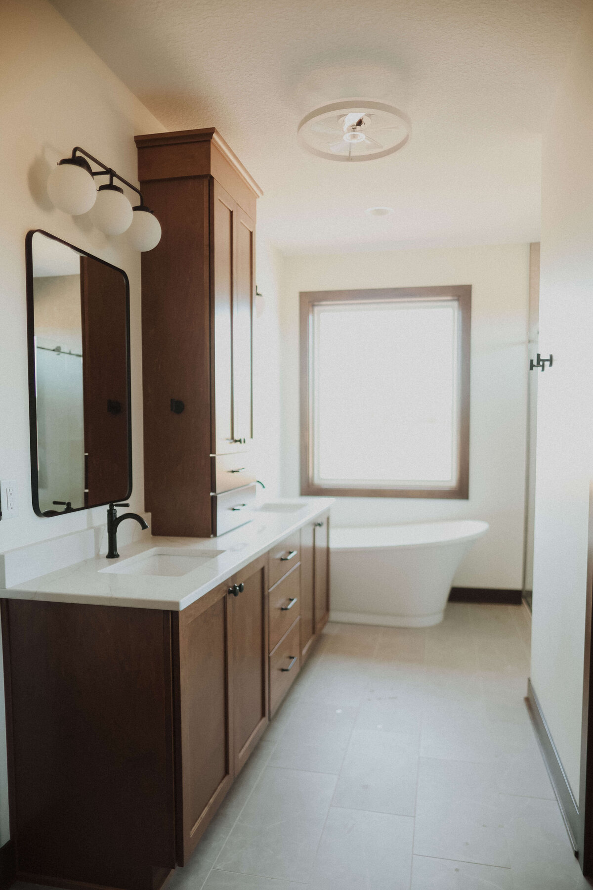 2263-Wagon-Rd-Panora-Central-Iowa-Custom-Home-JRL-Builders-3F1A1456