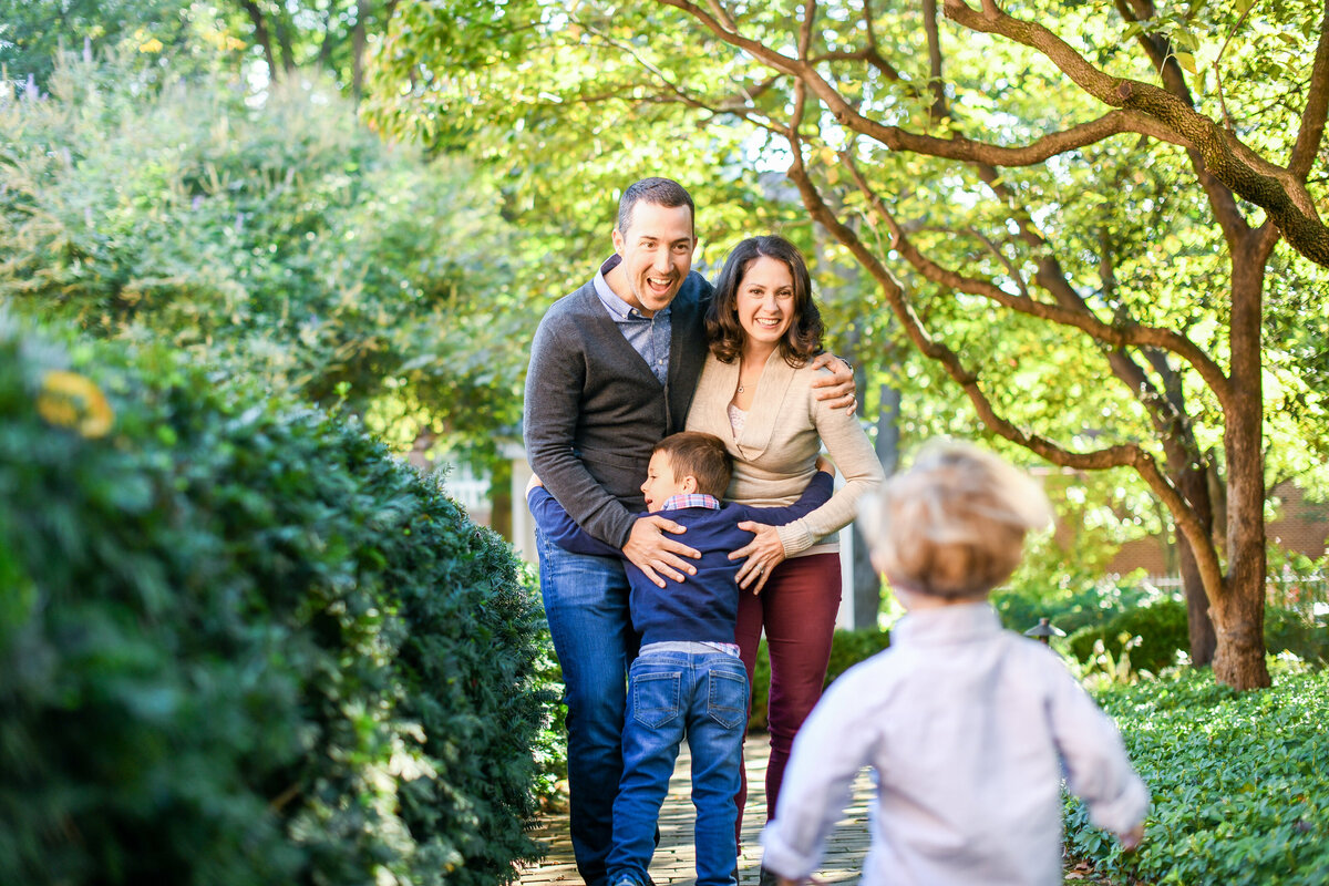 carlyle-house-fall-family-photos-virginia-1