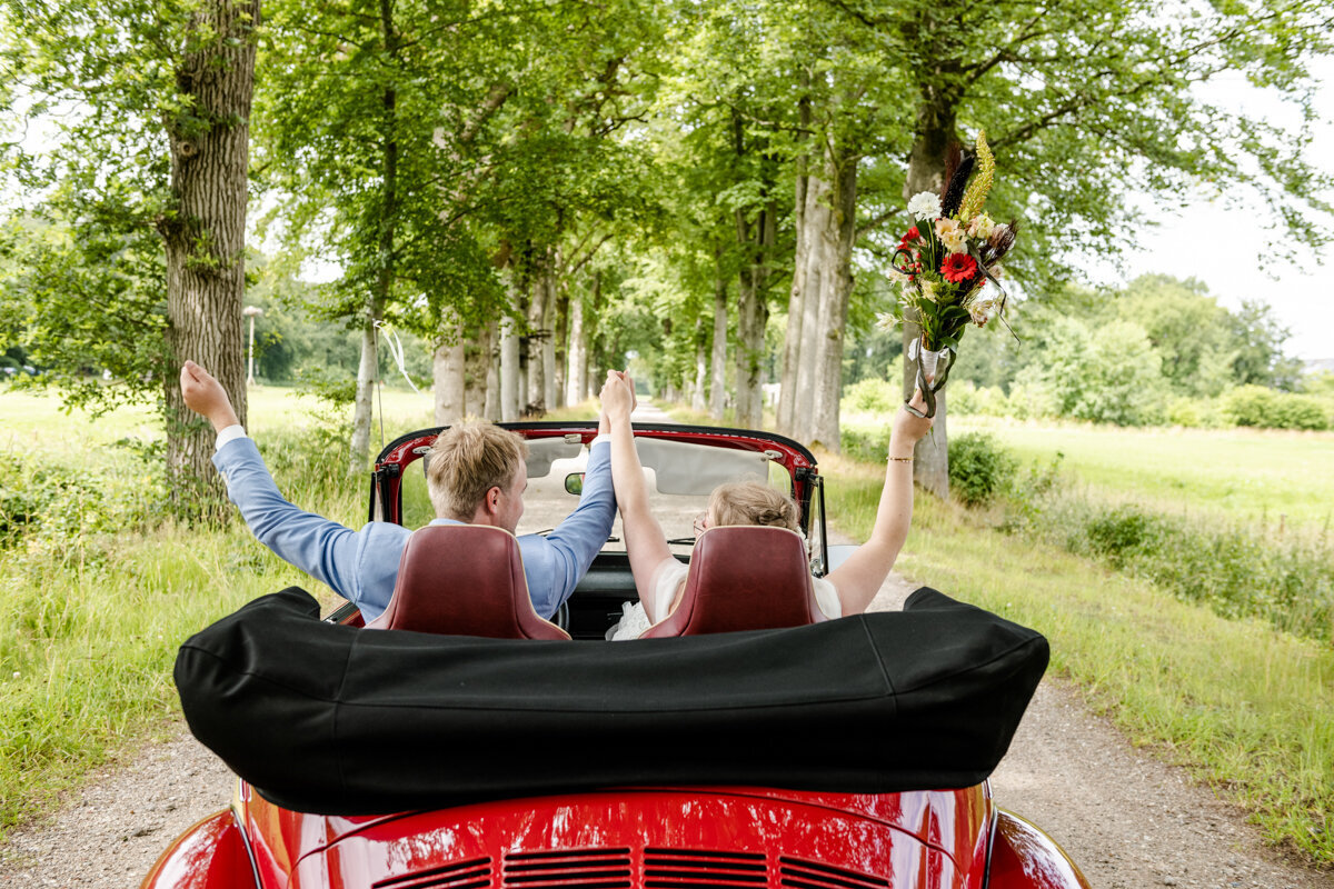 Trouwfotograaf Friesland, bruidsfotograaf, trouwen bij Paviljoen de Leyen (70)