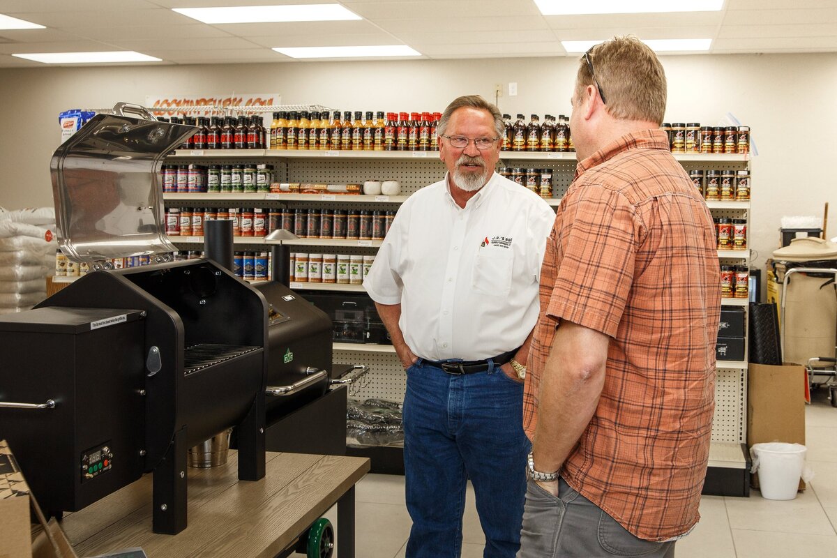 jrs bbq supply pellets grills sauces rubs moore okla_0045