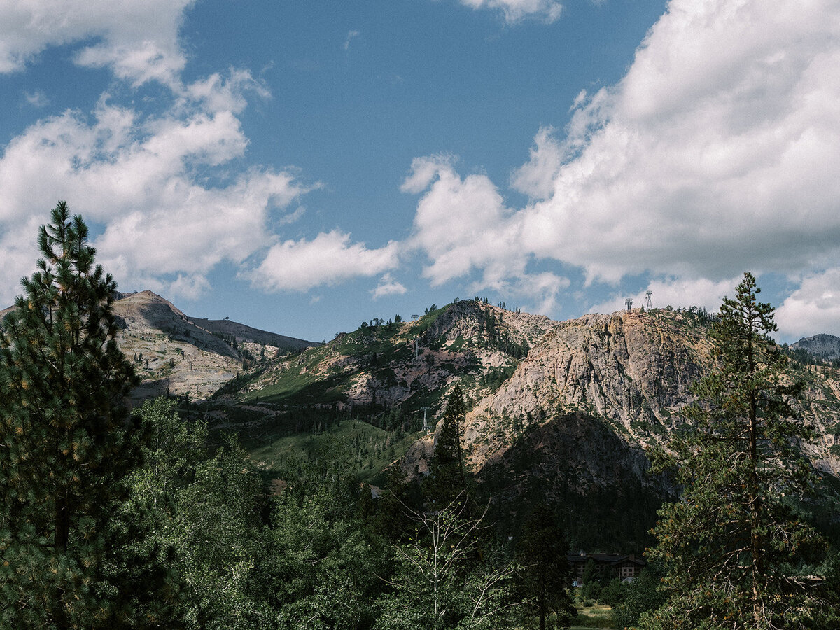 Cassia-and-AJ_Wedding_Everline-Resort-and-Spa_Lake-Tahoe_005
