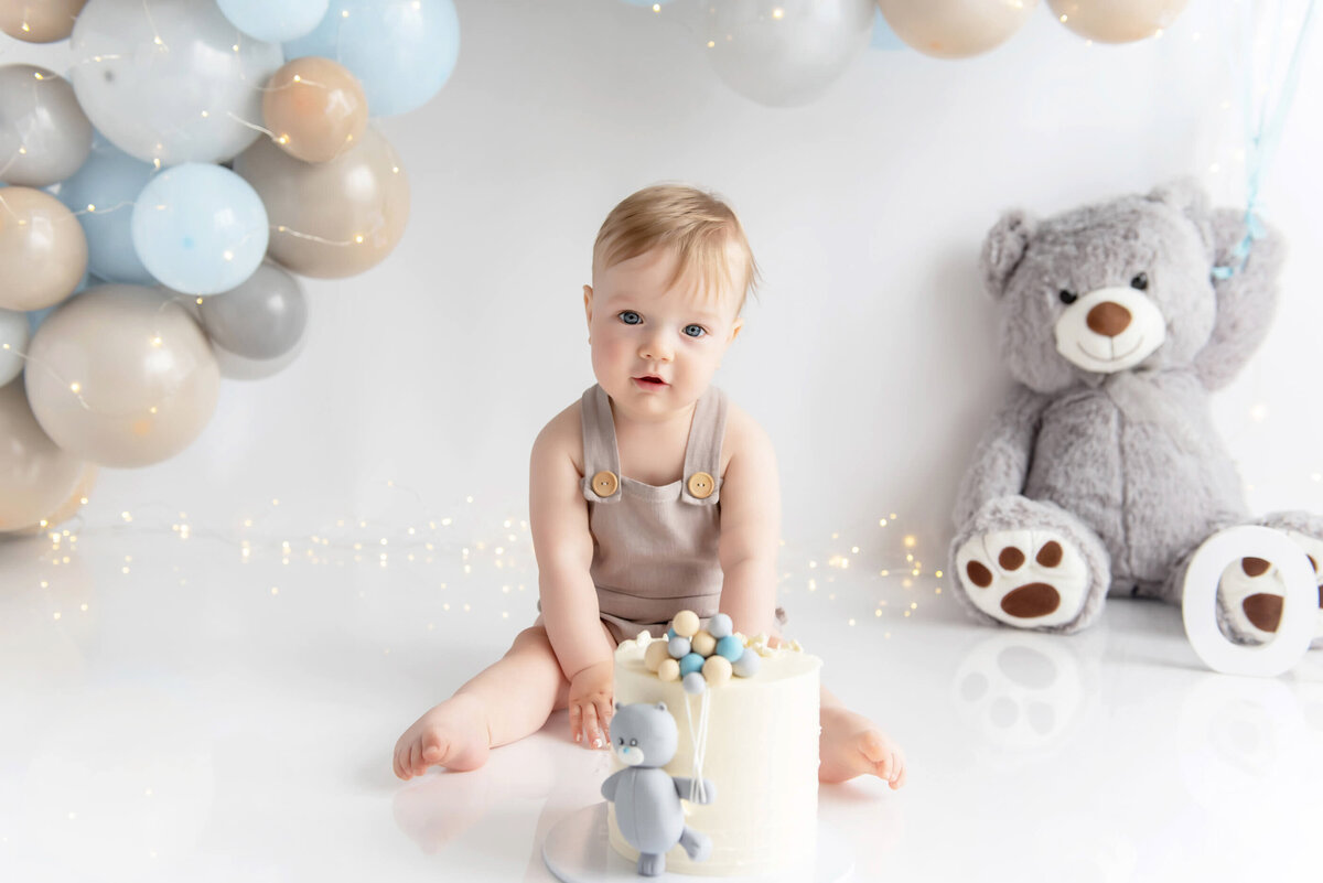 cake-smash-photographer-Burlington-53